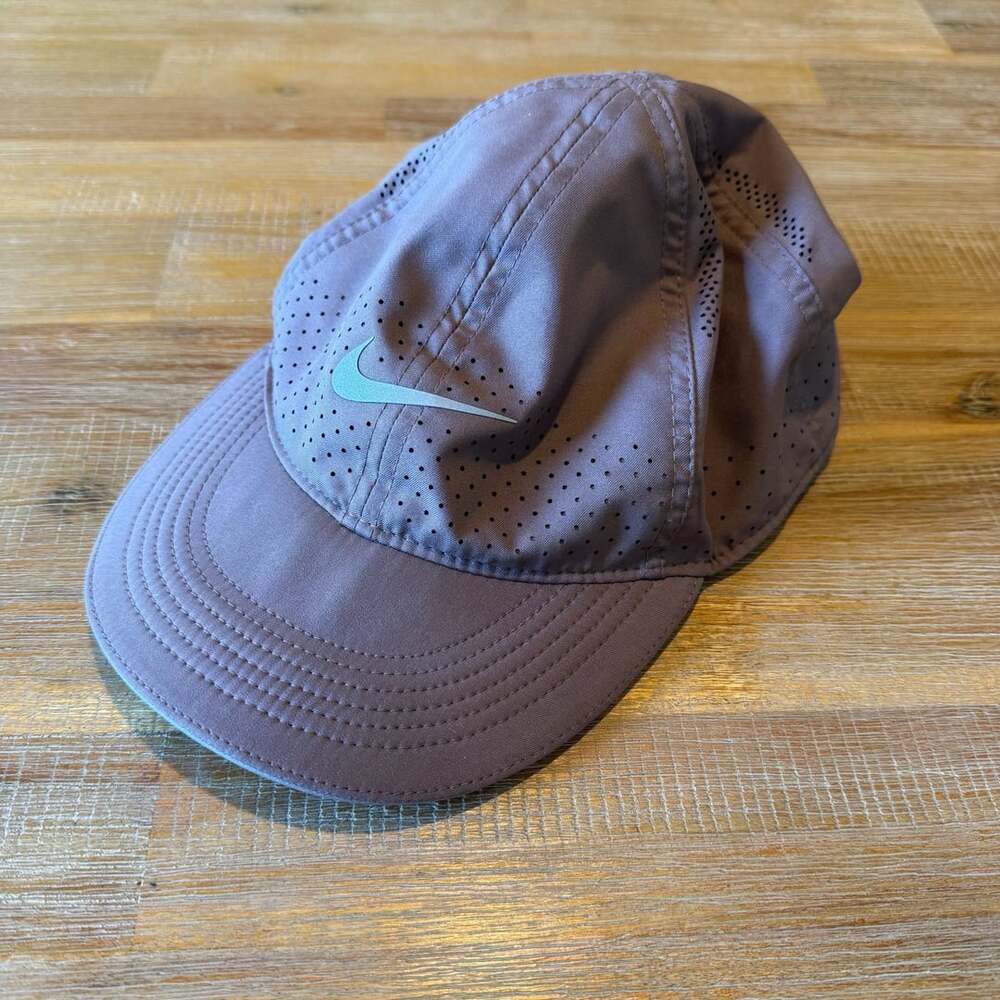 Nike Dri-Fit Featherlight Hat Purple Mauve Perforated Running Tennis Cap OSFM